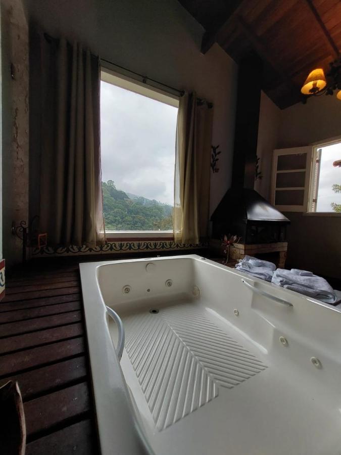 Hotel Alto *